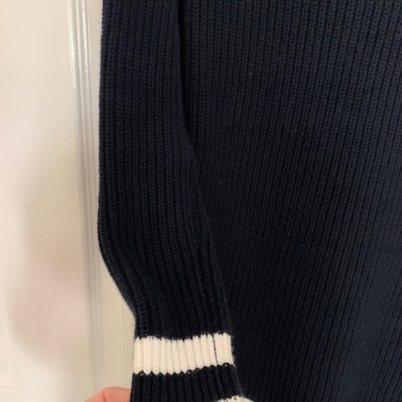 Jones New York Navy/White Shaker Stitch Sweater, Size Small - Picture 6 of 6